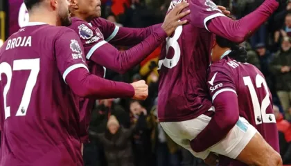 Broja me shokë i marrin barazimin United, sulmuesi kuqezi titullar