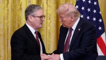 “Budallallëk i madh”/ Ministri britanik: Kritikat e Trump nuk do ta ndryshojnë marrëveshjen e Chagos