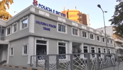 Burri denoncon në polici: Gruaja ka marrë djalin dhe kanë ikur nga shtëpia