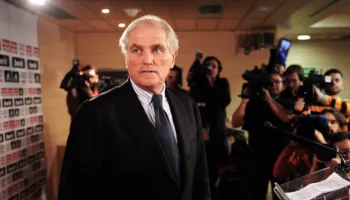 Calderón sulmon ashpër Pérez për ndërhyrjet: E drejton klubin sipas tekave të tij…