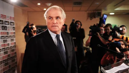 Calderón sulmon ashpër Pérez për ndërhyrjet: E drejton klubin sipas tekave të tij…