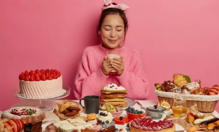 Çfarë ndodh në organet tuaja kur hani shumë sheqer?