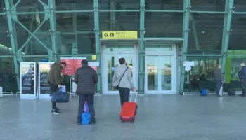 Çfarë po i shtyn shqiptarët të heqin dorë nga shtetësia? Gati 900 raste u shënuan gjatë vitit të shkuar