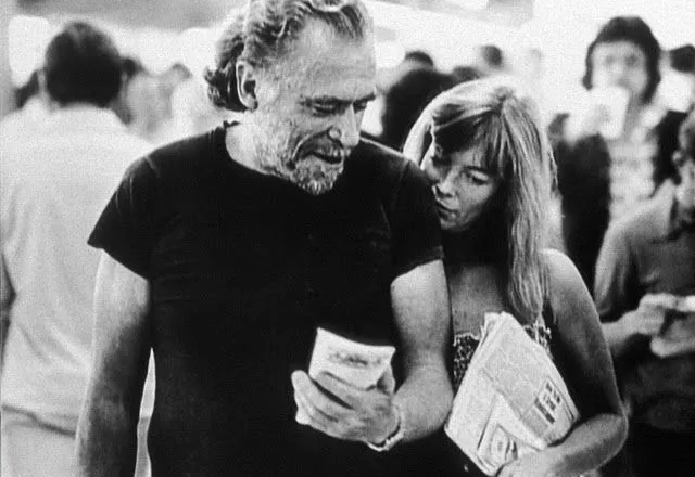 Charles Bukowski: Gruaja që fle