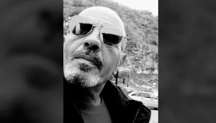 Cikël poetik nga Sadedin Mezuraj: Kur ishim bashkë…