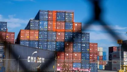 Cila do jetë hakmarrja e Europës pas kërcënimeve të Trump? Bloomberg: BE po shqyrton tarifimin e mallrave amerikane me vlerë 93 miliardë euro