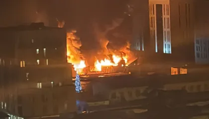 Cili nga oligarkët e ndërtimit do ngrejë kulla pas zjarrit të mbrëmshëm në Tiranë?