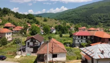 Çmimet e reja të referencës për ndërtesat në fshat barazohen me qytetin,rriten detyrimet e taksës edhe për zonat rurale