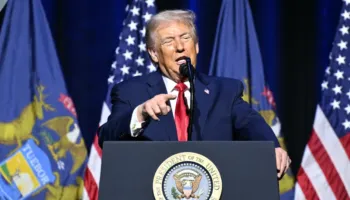 “Danimarka nuk mund ta mbrojë Groenlandën”, Trump letër presidentit të Norvegjisë, vë në dyshim sovranitetin danez