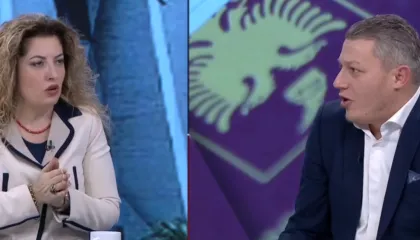 Debat në “Quo Vadis” / Muharremi: Këta të opozitës kanë perla! Grimci: Me kë e ke ti?