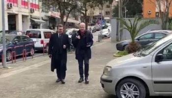 Debat për faksin “Për Shkëlzenin”, Mediu: Të thirret ish-sekretarja e Aldo Bumçit, po i fshihet drejtësisë