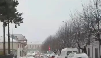 Dëborë në Pukë e Fushë-Arrëz, Policia apel drejtuesve të mjeteve: Kujdes…