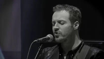 Dëgjojeni të interpretuar nga Dren Abazi, këngën e njohur “Lamtumirë” të Muharrem Qenës