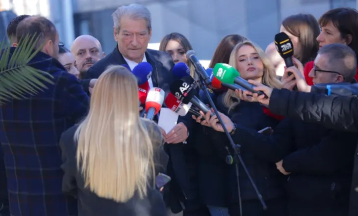 Deklarata ‘bombë’ e Berishës pasi doli nga SPAK: ‘McGonigal’ ishte aty brenda, po jepte dëshmi kundër Ramës