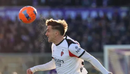 Deklarata shokuese: Me VAR, nëse ndihesh i prekur në zonë, bie vetë. Dhe qëndron më gjatë në tokë