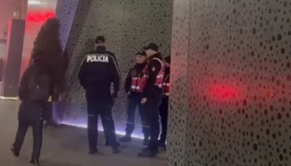 DETAJE nga aksioni i SPAK për Call Centerat në zemër të Tiranës: dhjetë të arrestuar, shpallen në kërkim 3 persona (EMRAT)