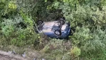 Detaje të reja nga aksidenti në Gramsh/ Humb jetën mësuesja, infermjerja rëndë sillet tek Trauma në Tiranë