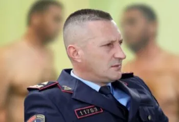 Dhunë ndaj qytetarëve/ Prokuroria kërkon 6 vite burgim për zv.drejtorin e Vlorës, Klodian Kondi