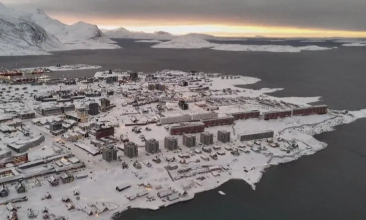 Direktiva e brendshme e NATO, admirali amerikan do të mbrojë Groenlandën kundër Trump