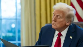 “Dita e Republikës”, marshojnë oficerët e policies, midis tyre u shfaq edhe “i faluri” nga Trump