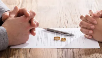 Divorcet në rekord historik, çfarë po i ndodh familjes shqiptare?