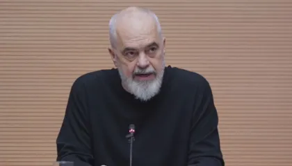 “Do dëmshpërblehen banesat dhe gjëja e gjallë”/ Rama porosi deputetëve: Shkoni pranë njerëzve të prekur nga përmbytja