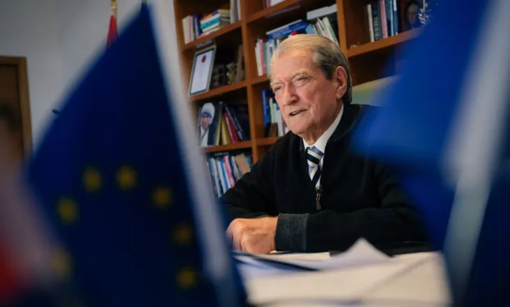 “Do ia bëjmë Tiranën ferr”, Berisha premton protesta të forta në kryeqytet kundër kryeministrit Edi Rama