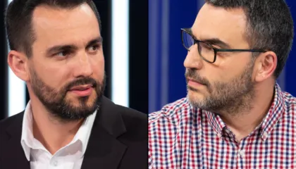 “Do më vinte turp po ta kisha tezen deputete”, Qori përplaset me Lapajn: S’e rrëzon dot Ramën se je qesharak