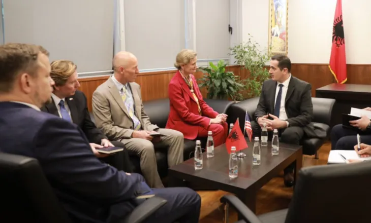 “Do përballemi me kartelet e drogës kudo që ndodhen”, e Ngarkuara me Punë e SHBA në Tiranë takon krerët e rinj të SPAK e BKH: Luftë krimit dhe korrupsionit