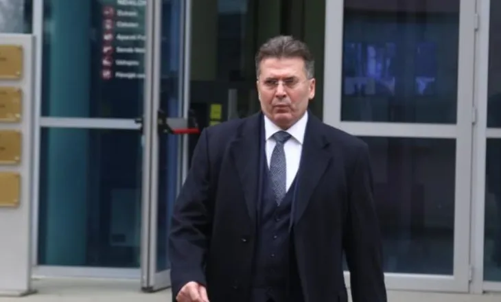 Dosja “Gërdeci”/ Ish ministri i Mbrojtjes, Fatmir Mediu mbërrin në GJKKO