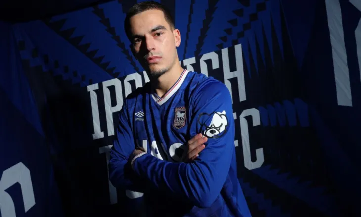 “Dua Premier League”, Ipswich prezanton Anis Mehmetin (VIDEO)