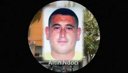 “Dua të shkoj pak në tualet”, kurthi që i bëri i burgosuri policit për t’u arratisur