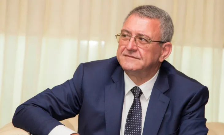 Duka pa rival synon rekordin europian si presidenti më jetëgjatë i një federate futbolli