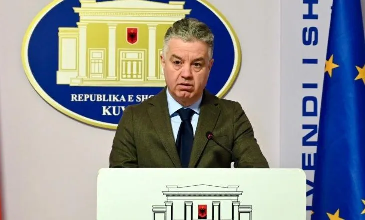 “Durana, një nga evazionet më të mëdha”, Bozdo akuzon: Qeveria përzgjedh kompanitë, vjedh paratë dhe…