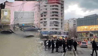 Durrësi i përmbytur/ Banorët dalin në protestë: Shpallni gjendjen e emergjencës