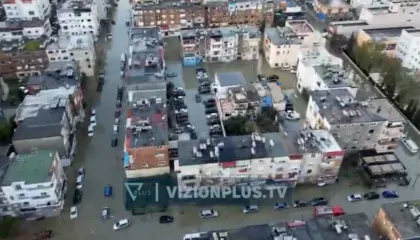 Durrësi nën “pushtetin” e ujit, pamjet nga ajri mbi qytetin bregdetar