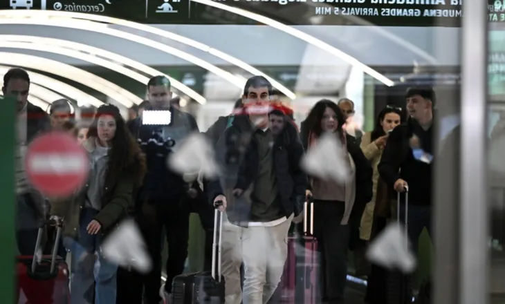 Dy aksidente hekurudhore në Barcelonë, të paktën 15 të plagosur nga shembja e murit