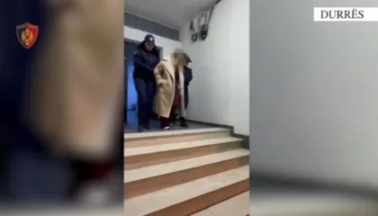 Dy apartamente shndërrohen në shtëpi publike në Durrës, arrestohet tutorja