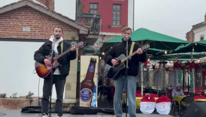 Dy vëllezër muzikë në Pazar, të rinjtë kërkojnë mbështetje për të zhvilluar më tej talentin e tyre