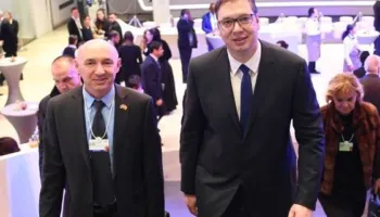 Dymbëdhjetë herë në Davos, mediat serbe kryqëzojnë Vuçiçin, ja kush e paguan “ekskursionin” e presidentit