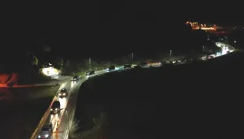 Dyndje vizitorësh në Dajt, trafiku kilometrik vazhdon edhe në mbrëmje