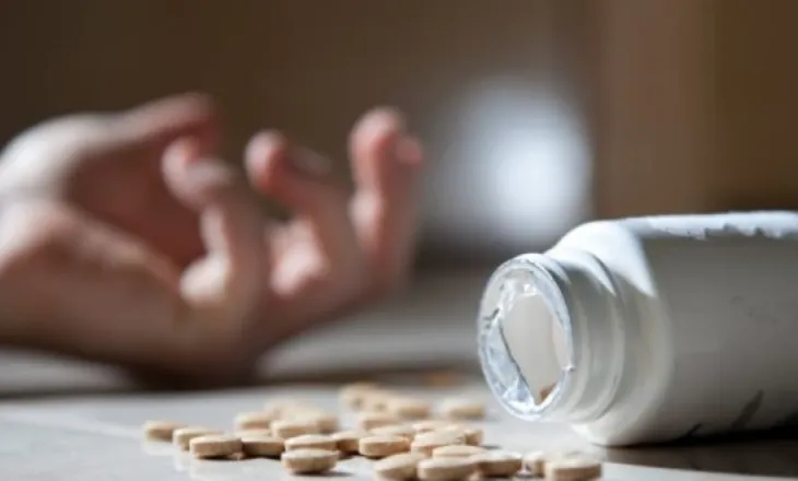 Dyshohet se konsumoi fotoksinë, 34-vjeçari humb jetën në spital