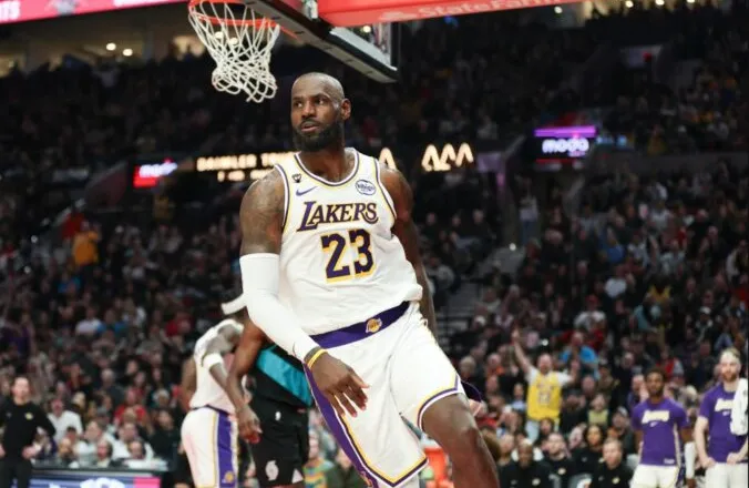 E bujshme/ Fundi i një epoke, pas 21 vitesh, LeBron James mbetet jashtë All Star Game