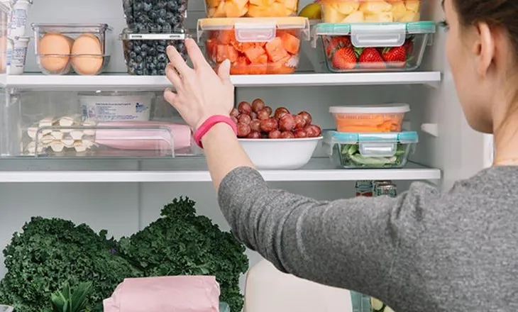 E keni tepruar me ushqimin? Çfarë duhet të bëni pas festave të fundvitit