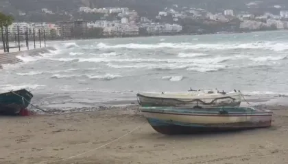 E konfirmon edhe IGJEO: Fundjava me reshje, erë e fortë në bregdet! Shtrëngata në..
