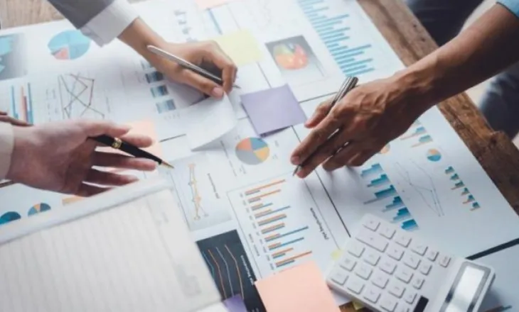 E kundërshtoi FMN, BE e Dhoma Amerikane/ Ushtari i Ramës firmos ‘paqen fiskale’ dhe fshirjen e detyrimeve