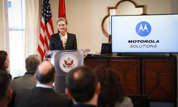 E Ngarkuara me Punë në Shqipëri përcjell në Tiranë mesazhin e Trump, Nancy VanHorn: Siguria ekonomike, është siguri kombëtare