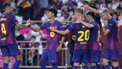 E PABESUESHME! Barcelona humbet një “diamant”, ylli i ri transferohet te PSG dhe firmos deri në 2030