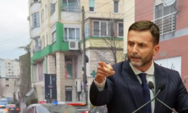 “E paligjshme…jeni të barabartë me ta”, shpërthen Braçe: Eskortat zyrtare ‘shmangin’ trafikun, s’presin si qytetarët (VIDEO)