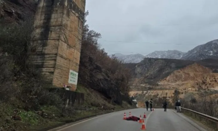 E rëndë/ Bie nga ‘Ura e Bushtricës’ i moshuari, ndërron jetë në vend